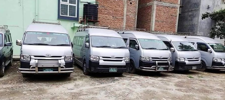 Hiace Parking on Garage